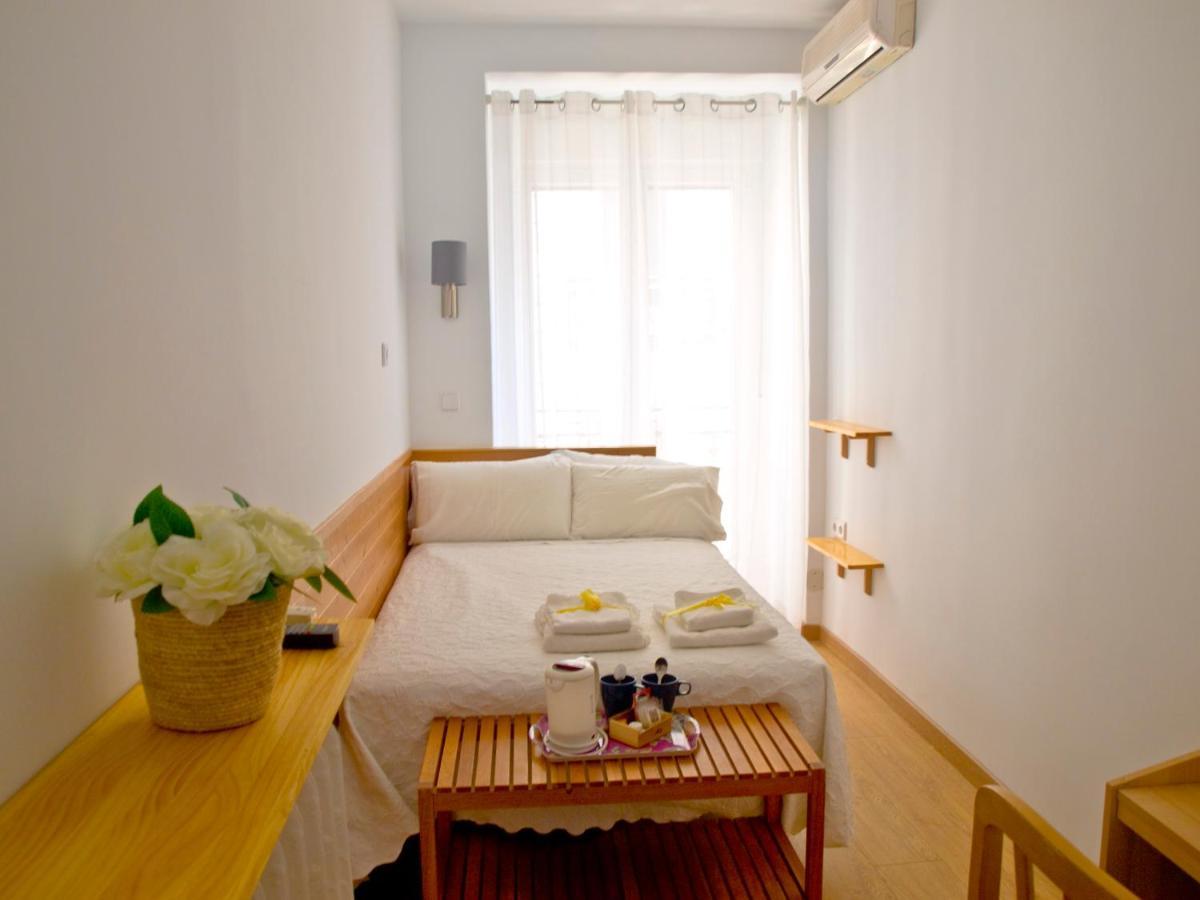 Hostal Aliste Madrid Luaran gambar